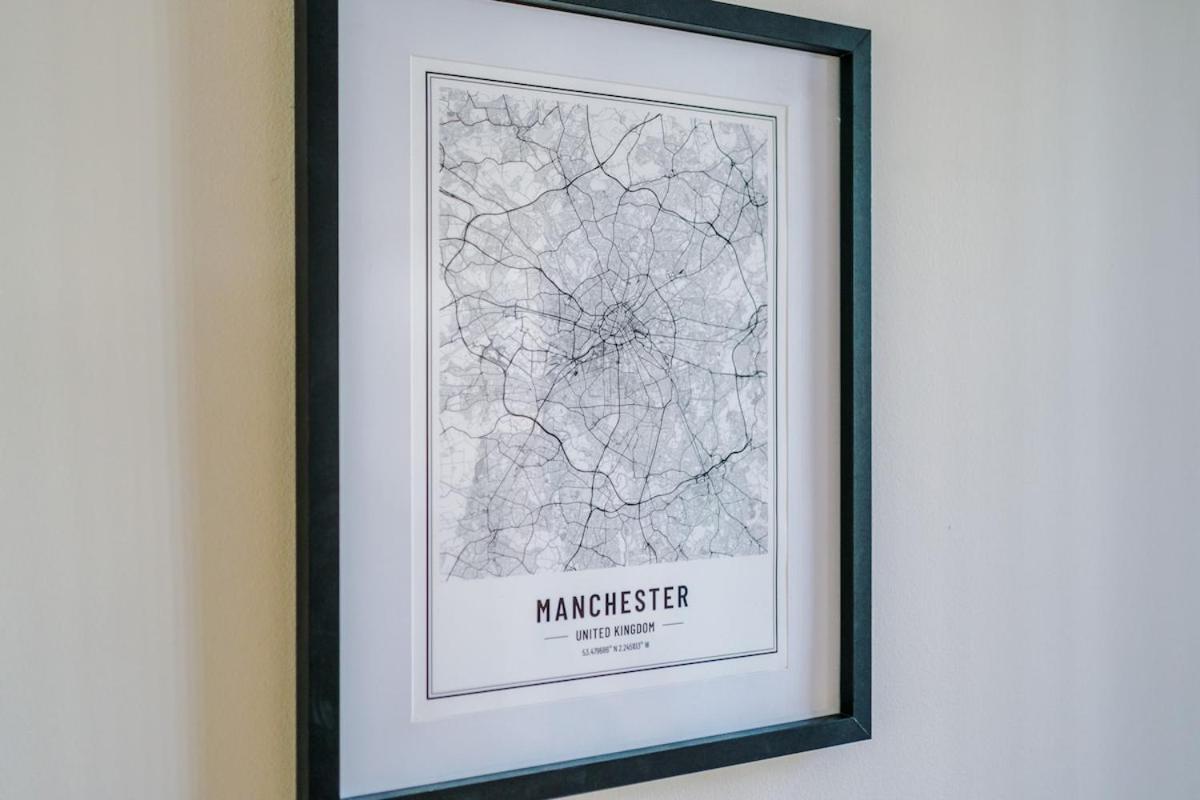 Holiday home Modern House - - Etihad Stadium - Coop Live Stadium - Sleeps 6 - Free Parking *
